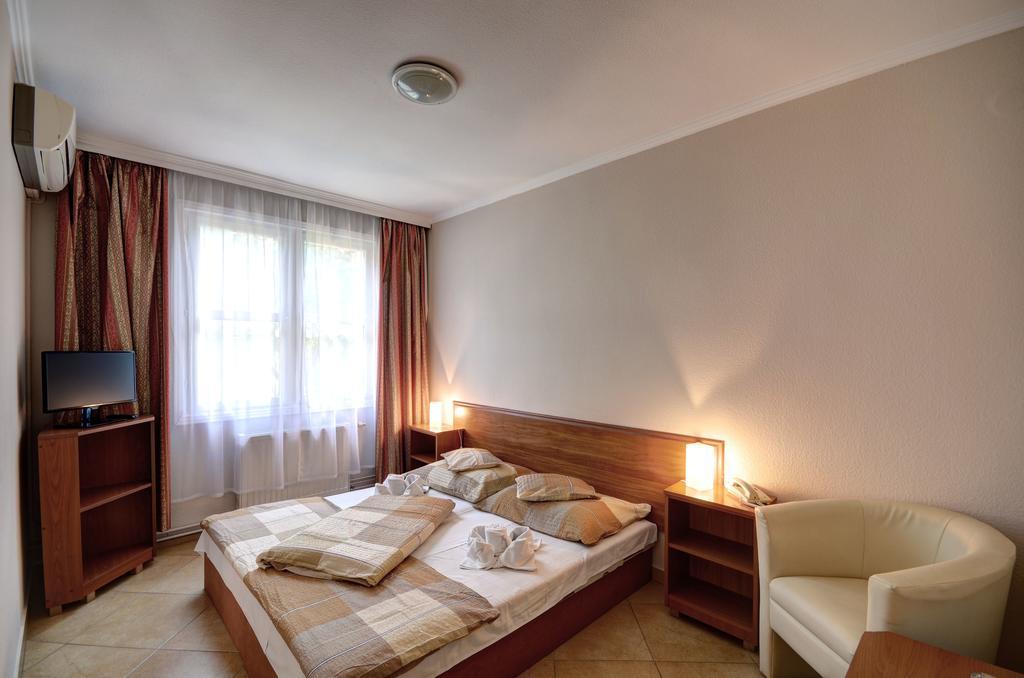 Hotel Róz Szentendre Habitación foto