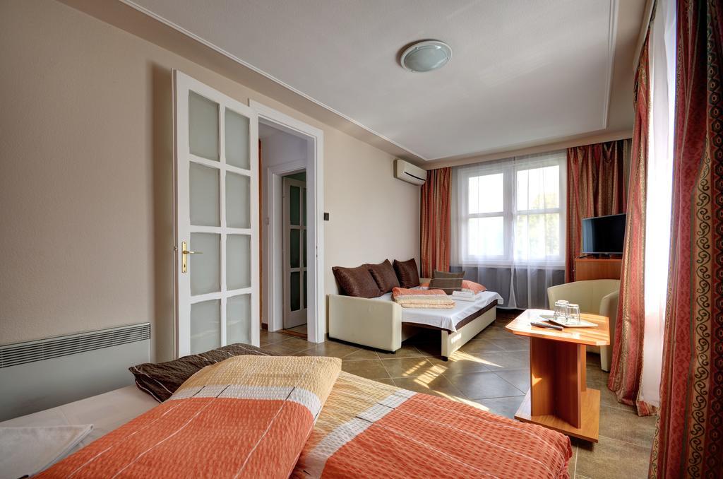 Hotel Róz Szentendre Habitación foto