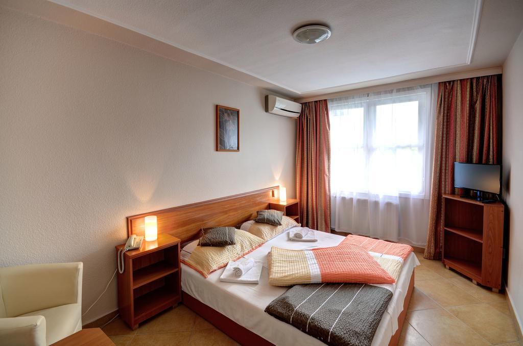 Hotel Róz Szentendre Habitación foto